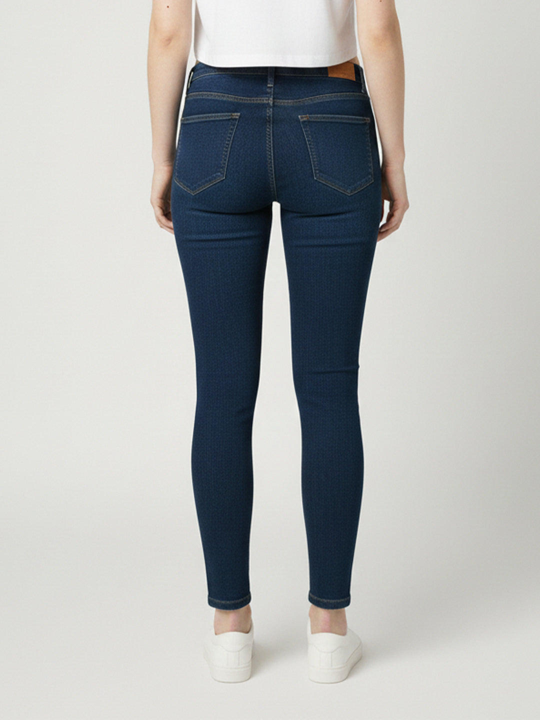 Women High-Rise Skinny Jeans