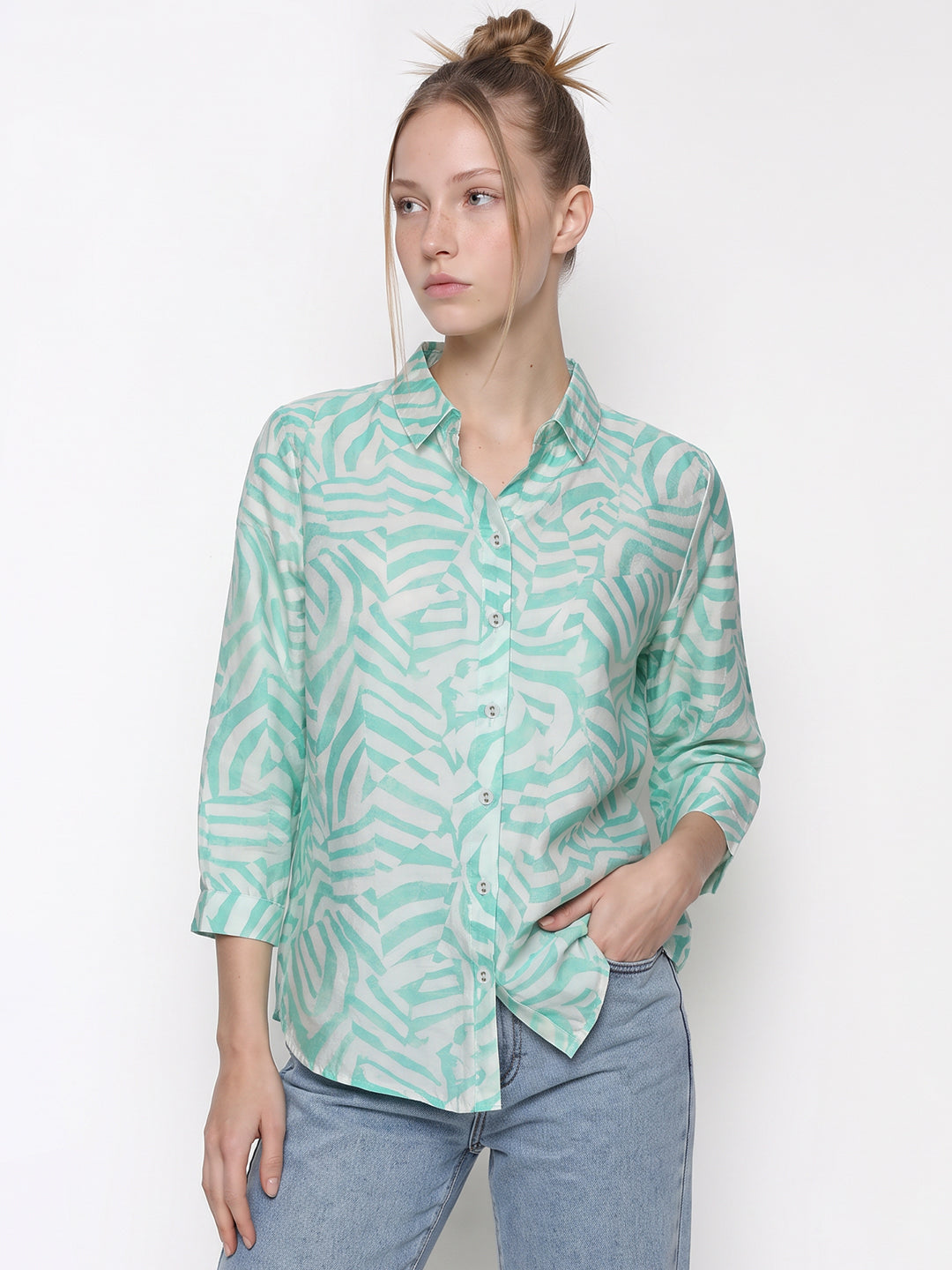 Mint/White Shirt