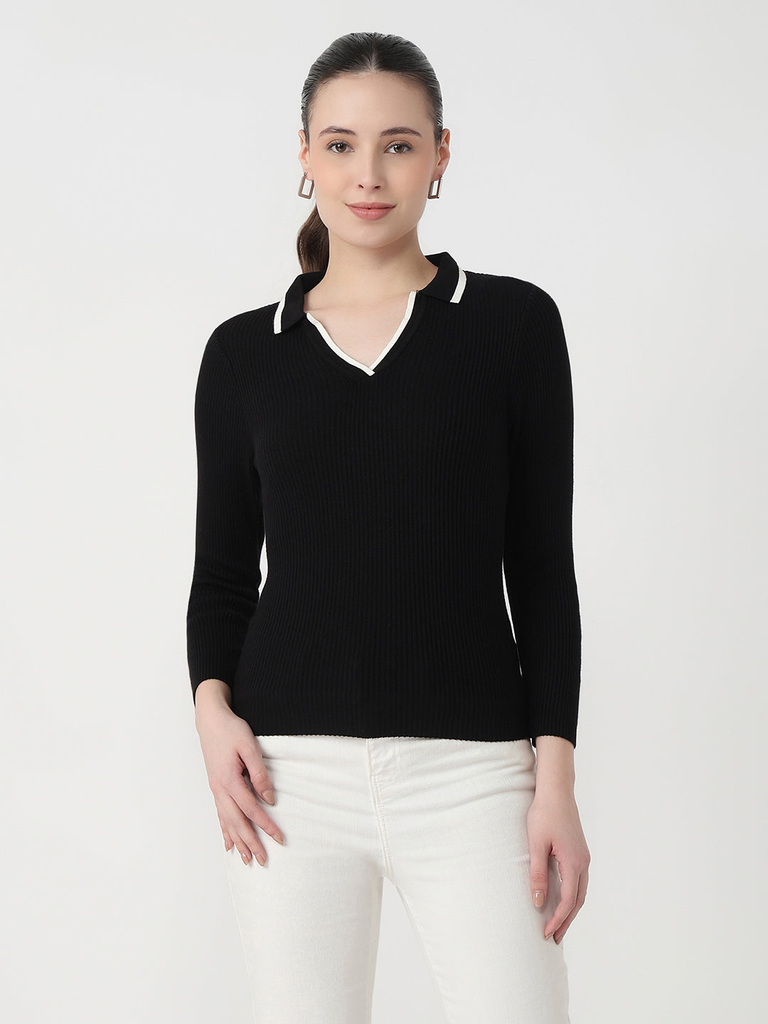 Women Black Slim Fit Flat Knit