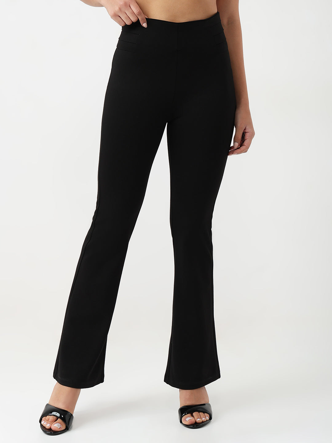 Women Solid Flare Treggings