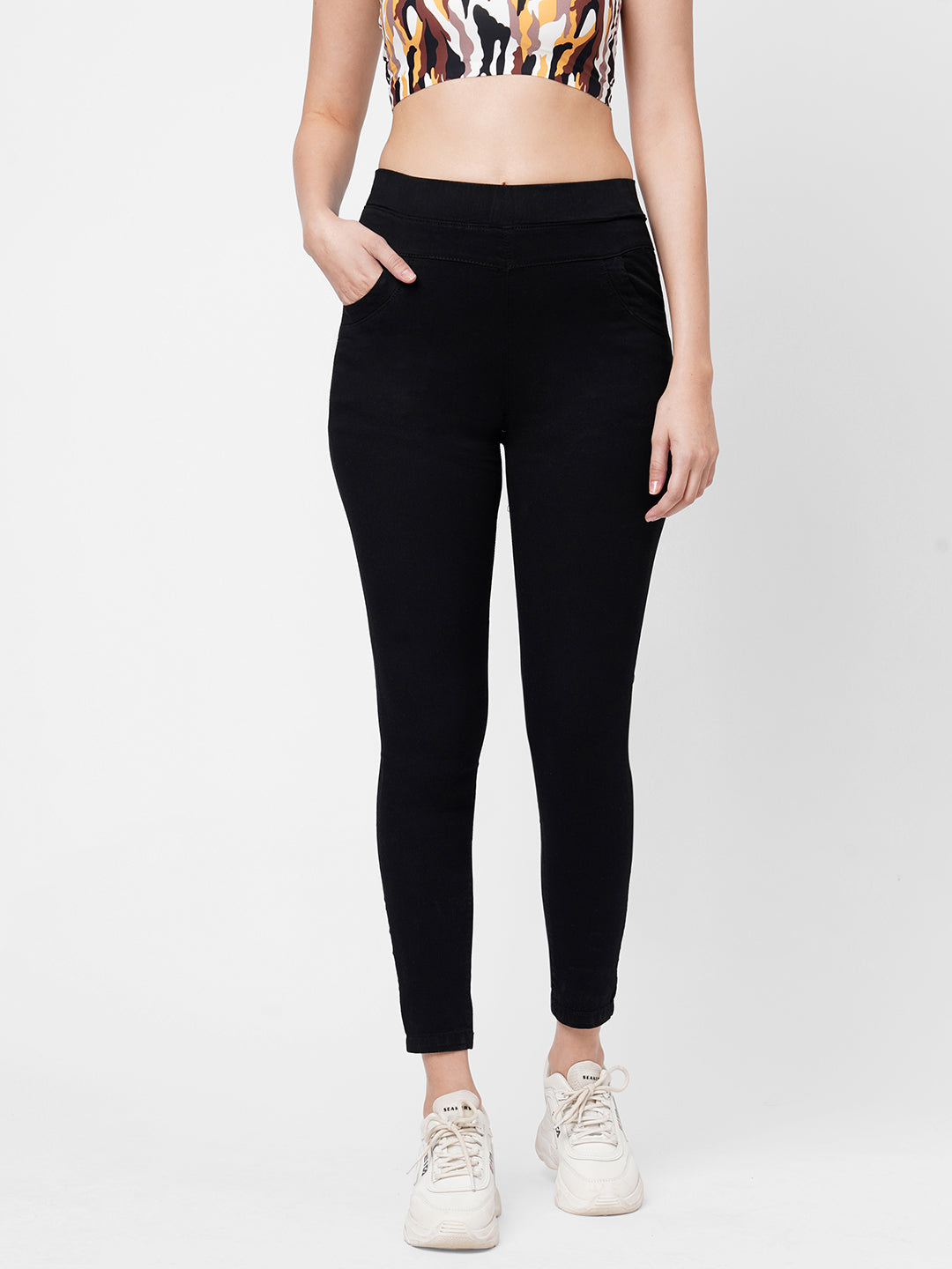 Women Super High-Rise Jeggings