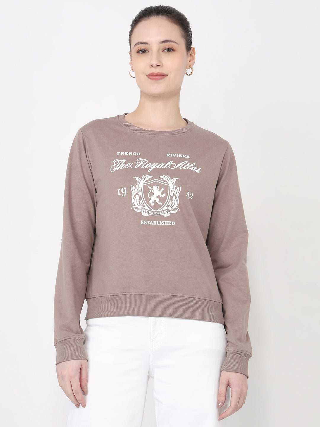 Women Oyester Slim Fit Sweatshirt