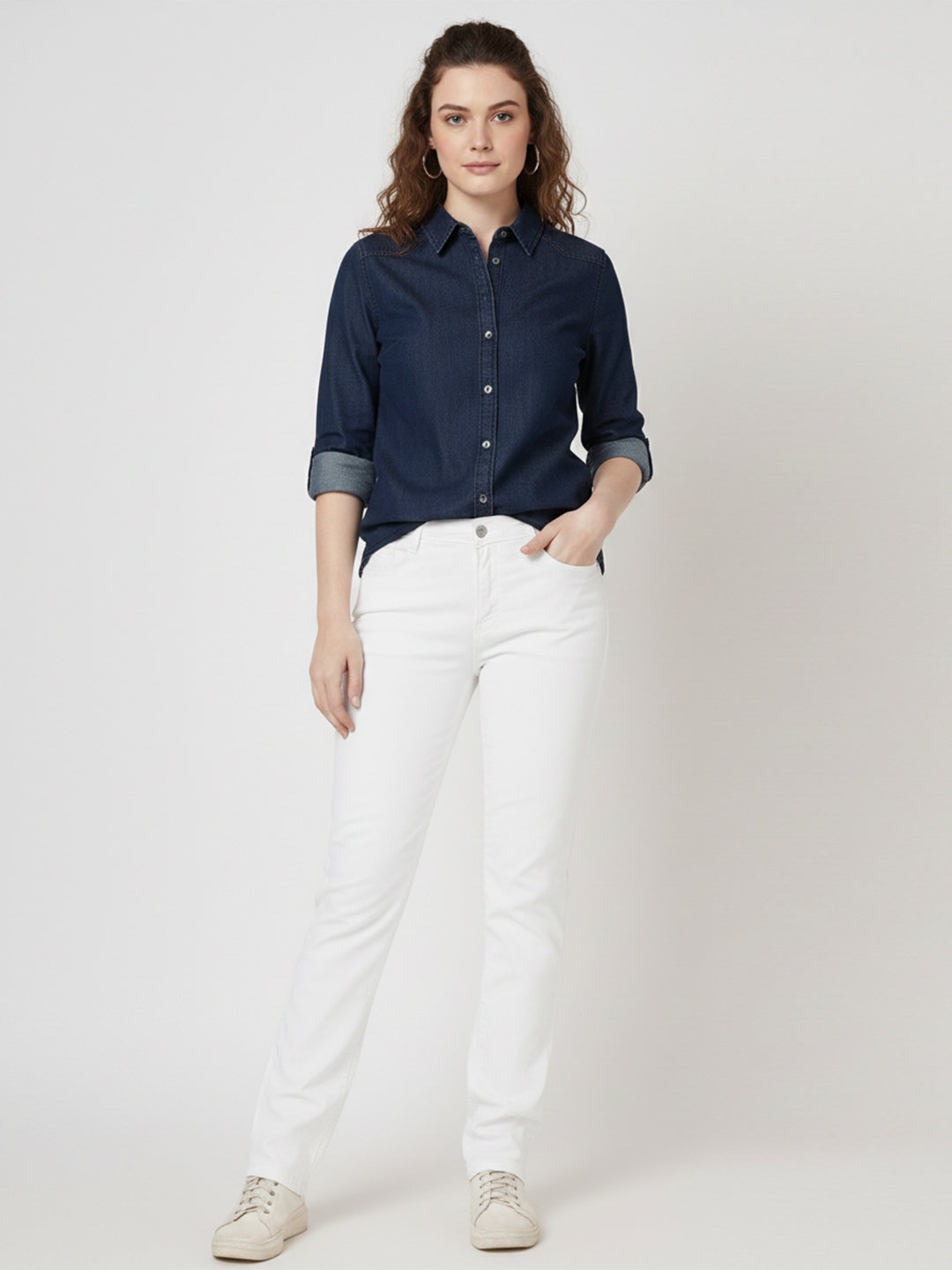 Women White High-Rise Snug Straight Fit Jeans