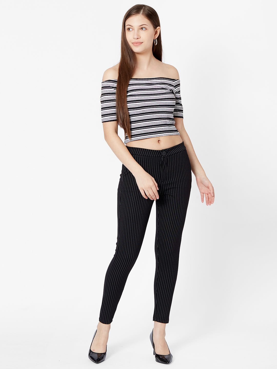 Women Black Slim Fit Treggings
