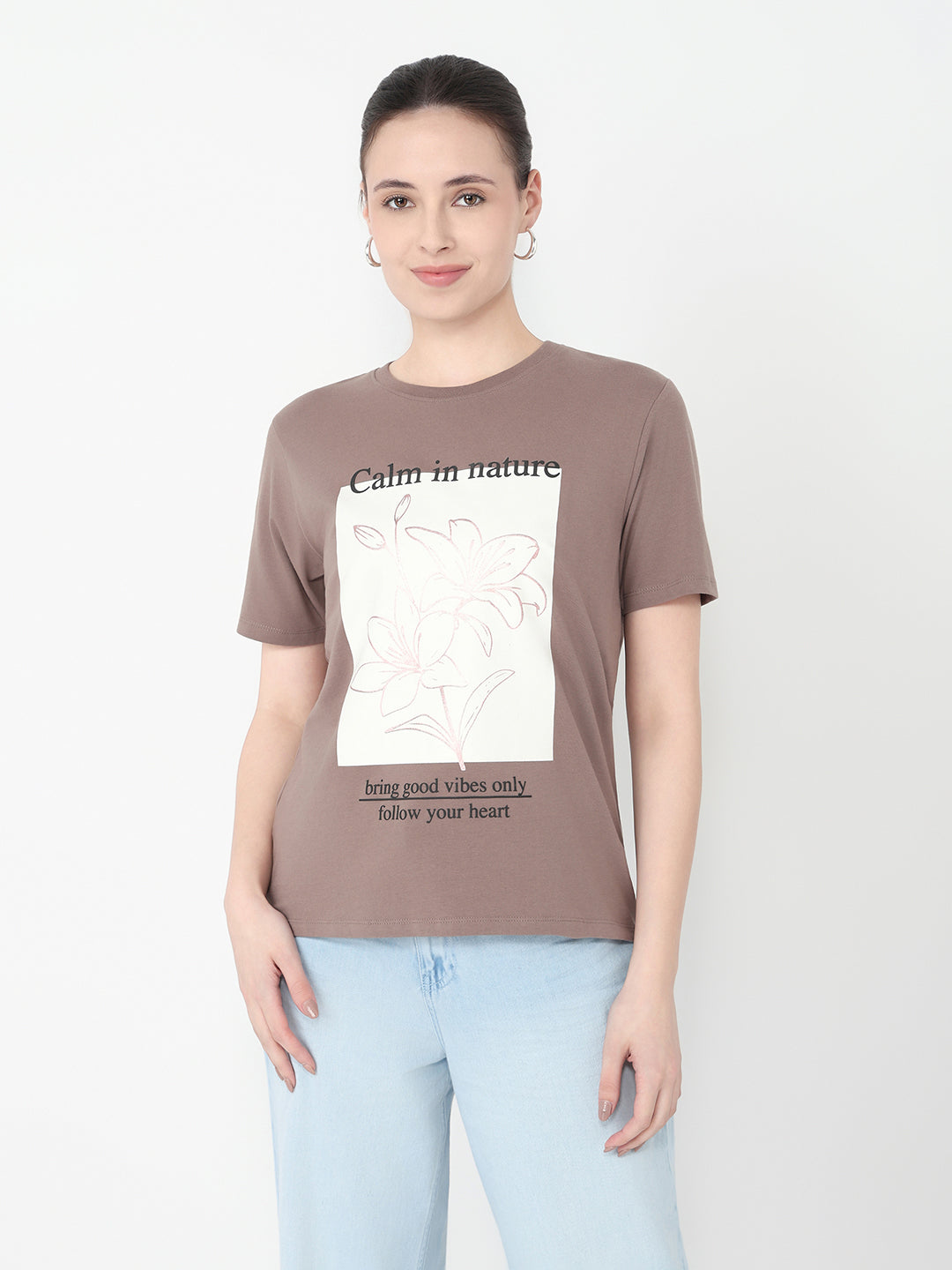 Women Oyster Slim Fit Graphic T-Shirt