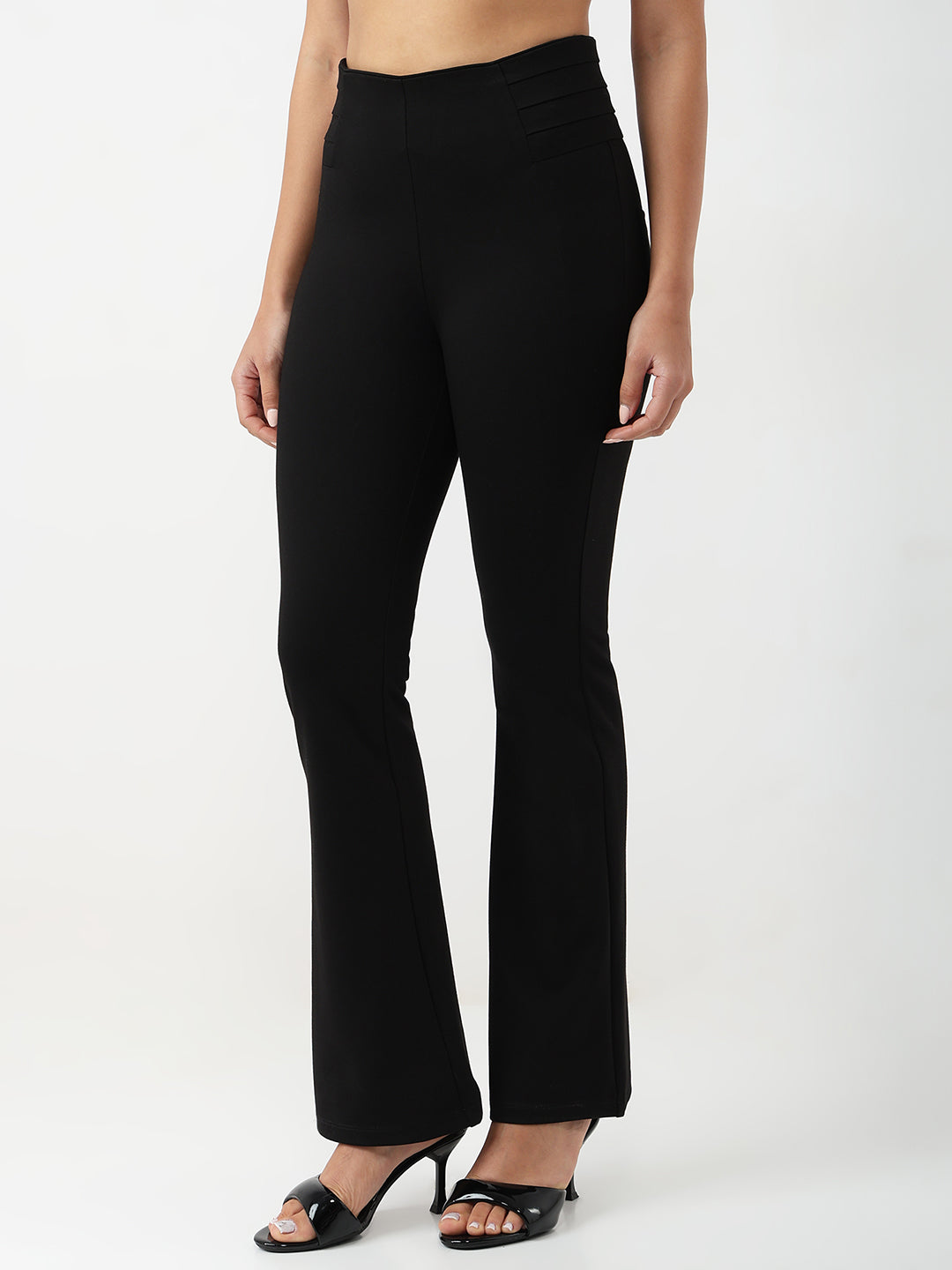 Women Solid Flare Treggings