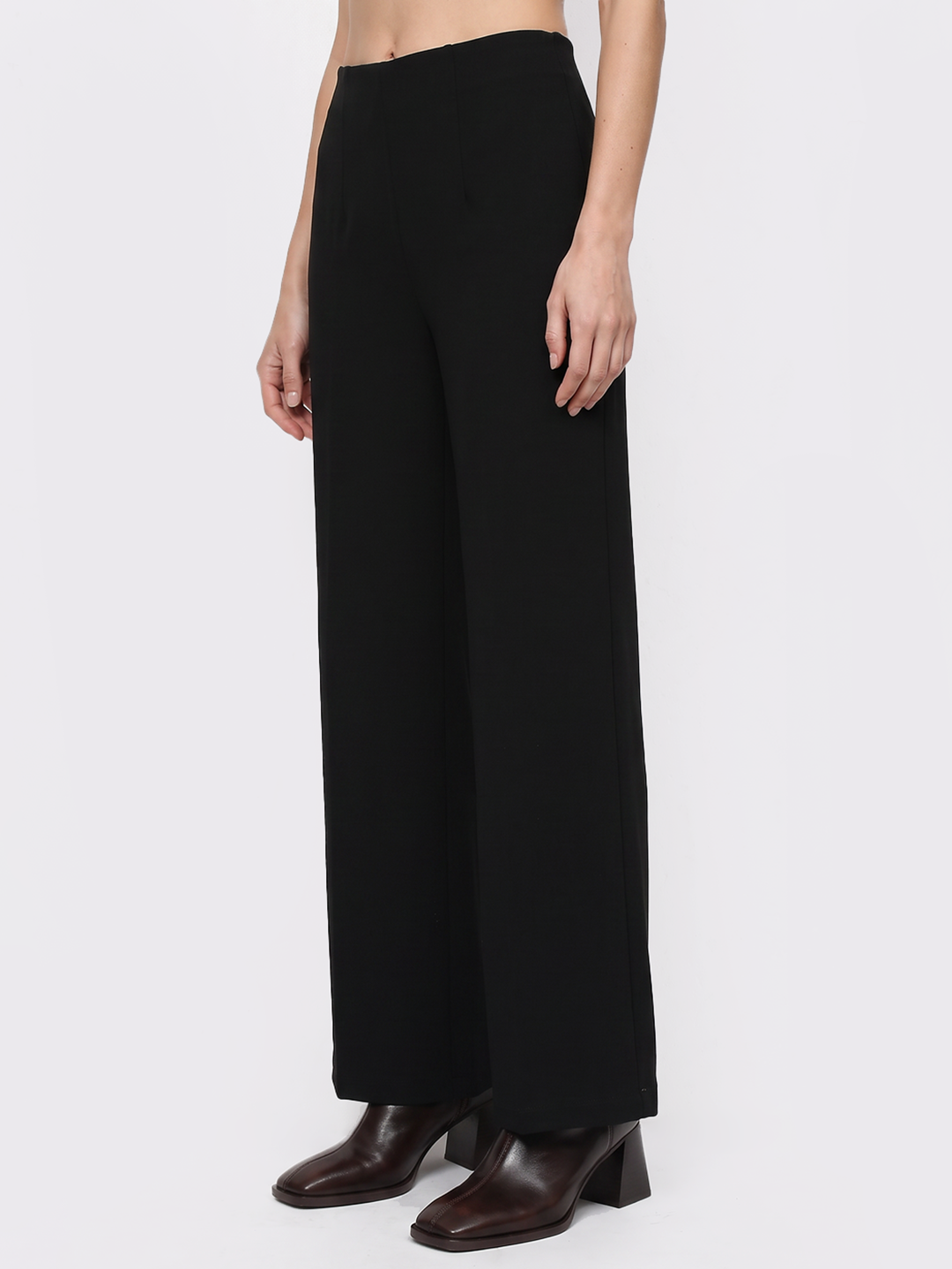 Women Black Wide Leg Treggings