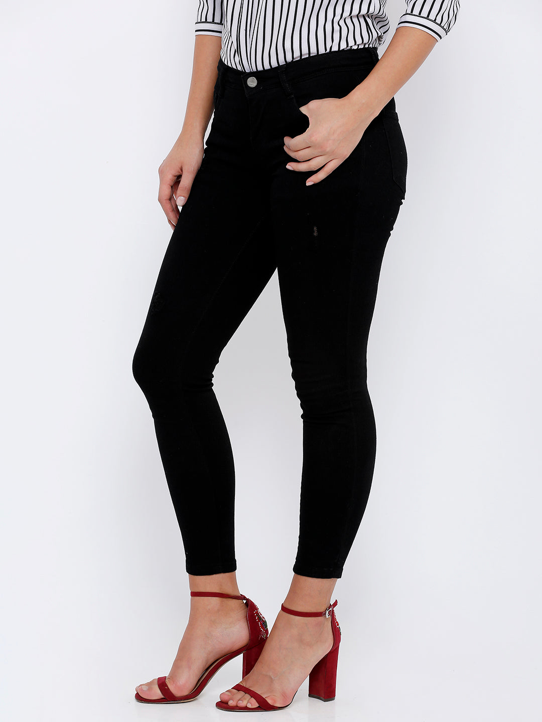 Women Mid-Rise Skinny Crop Jeans