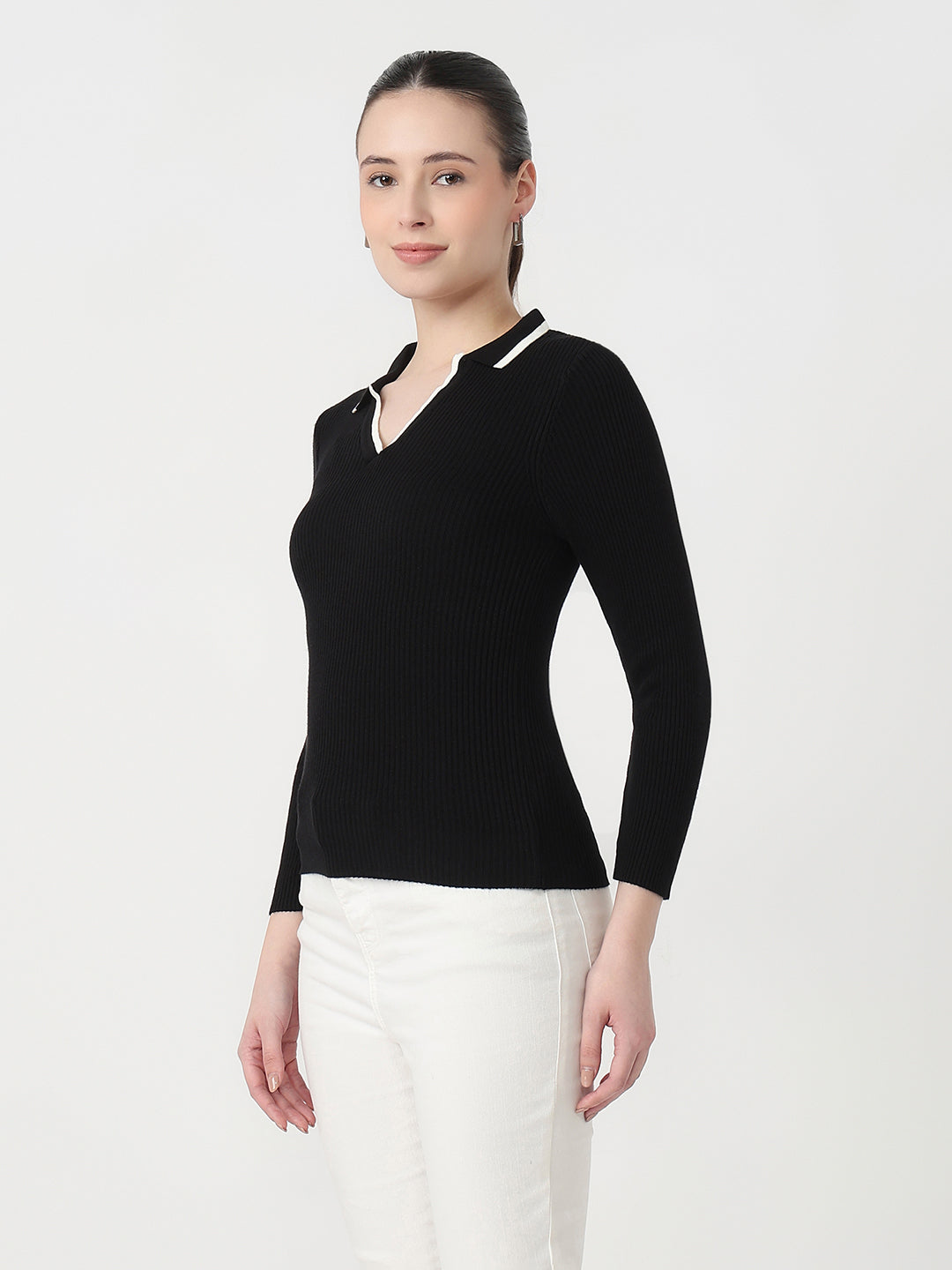 Women Black Slim Fit Flat Knit