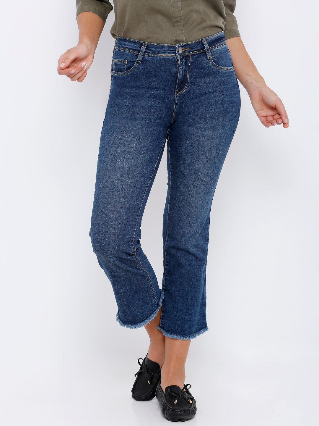Women Blue Mid-Rise Crop Flare Jeans