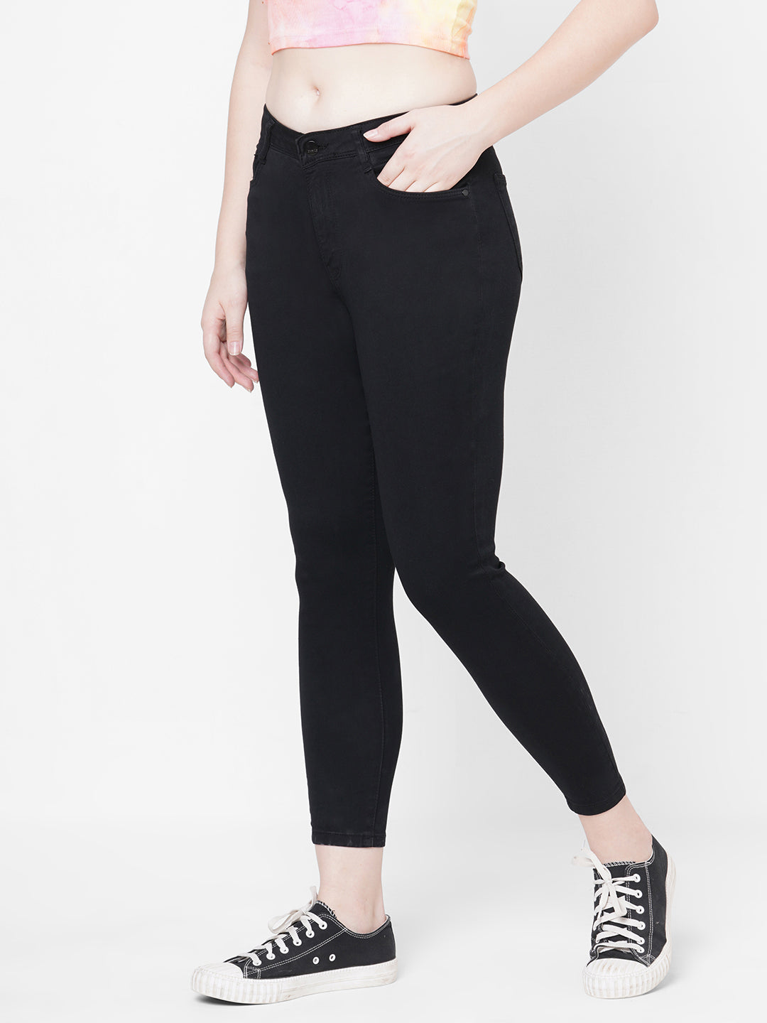 Women High-Rise Skinny Jeans