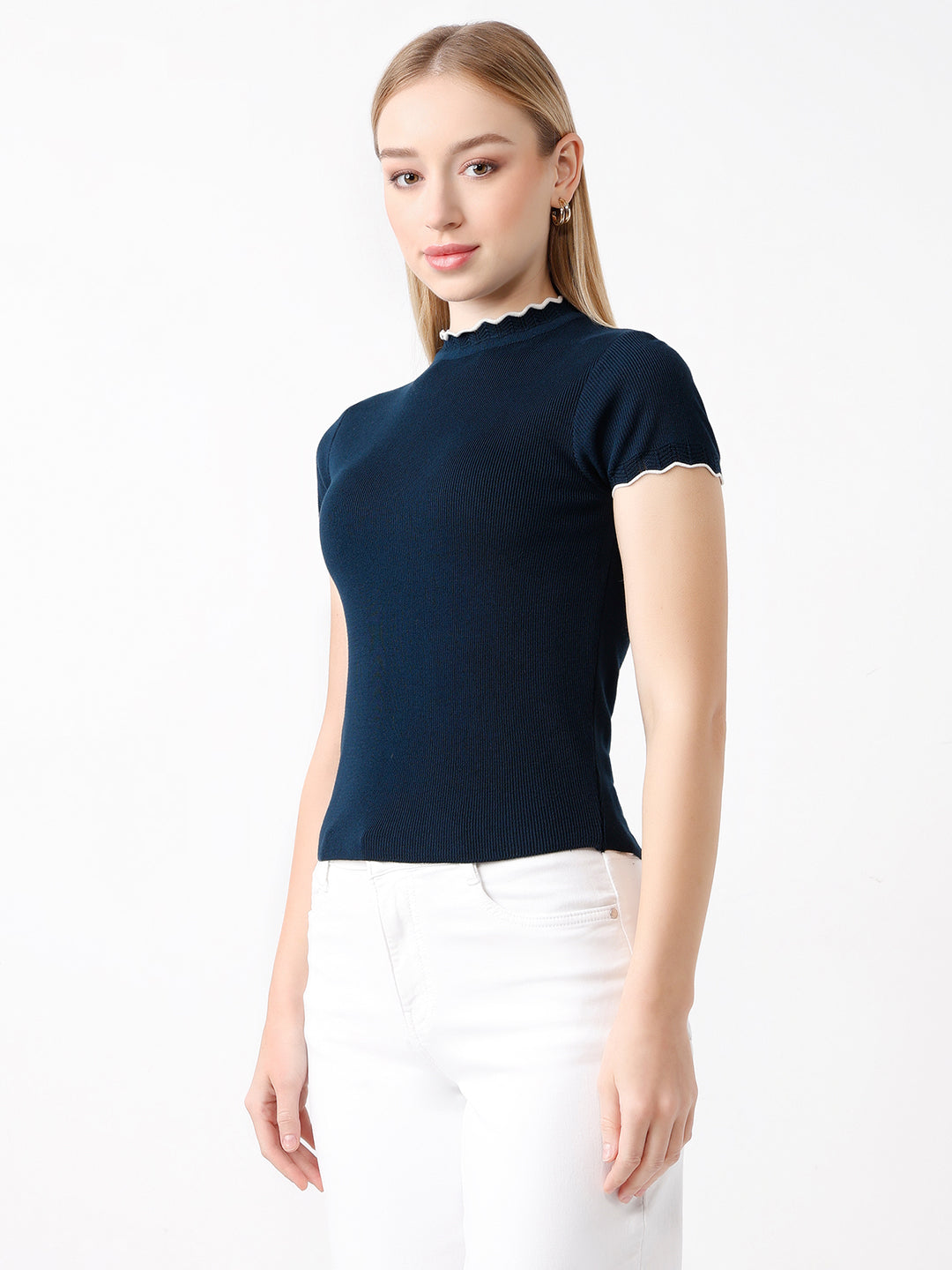 Women Slim Fit Flat Knit Top