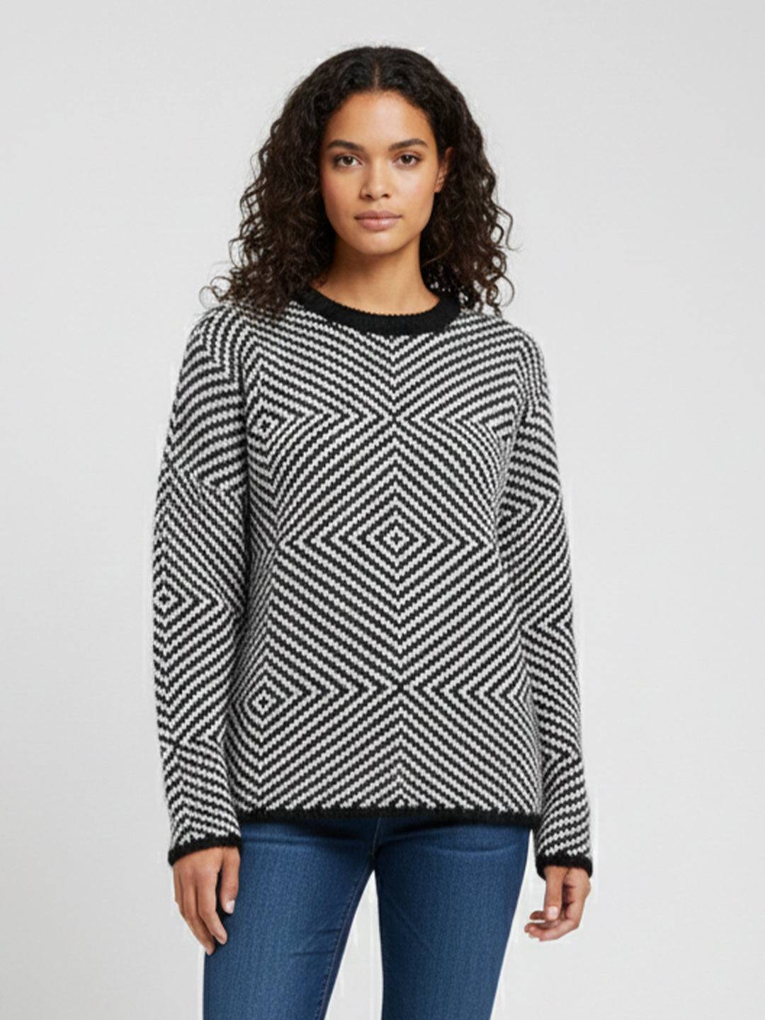 Women Black/White Slim Fit Sweater