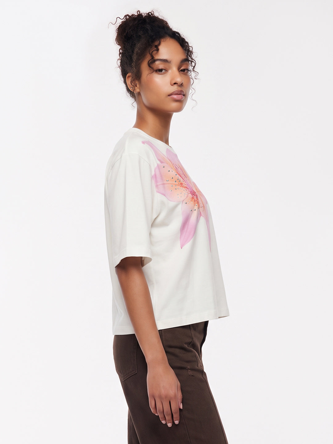 Off White Graphic Crop Genz Tees