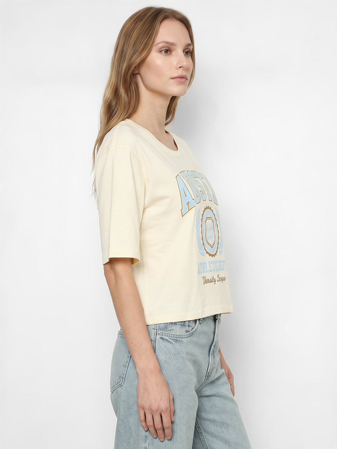 Women Ivory Graphic Crop Tees