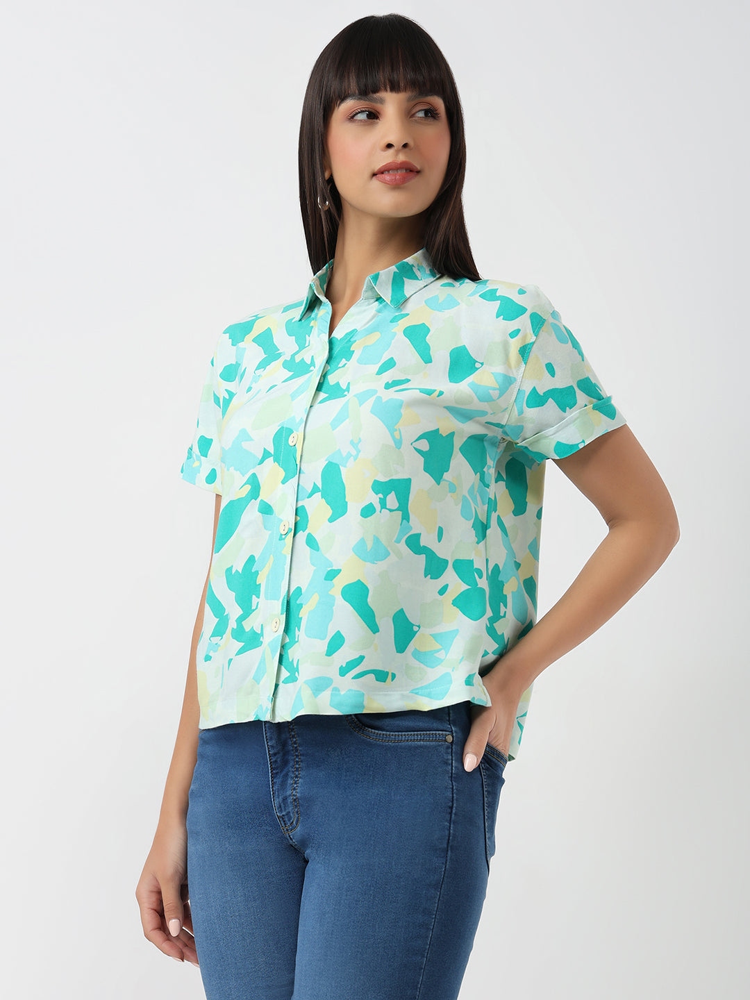 Women Marble Print Crop Shirt