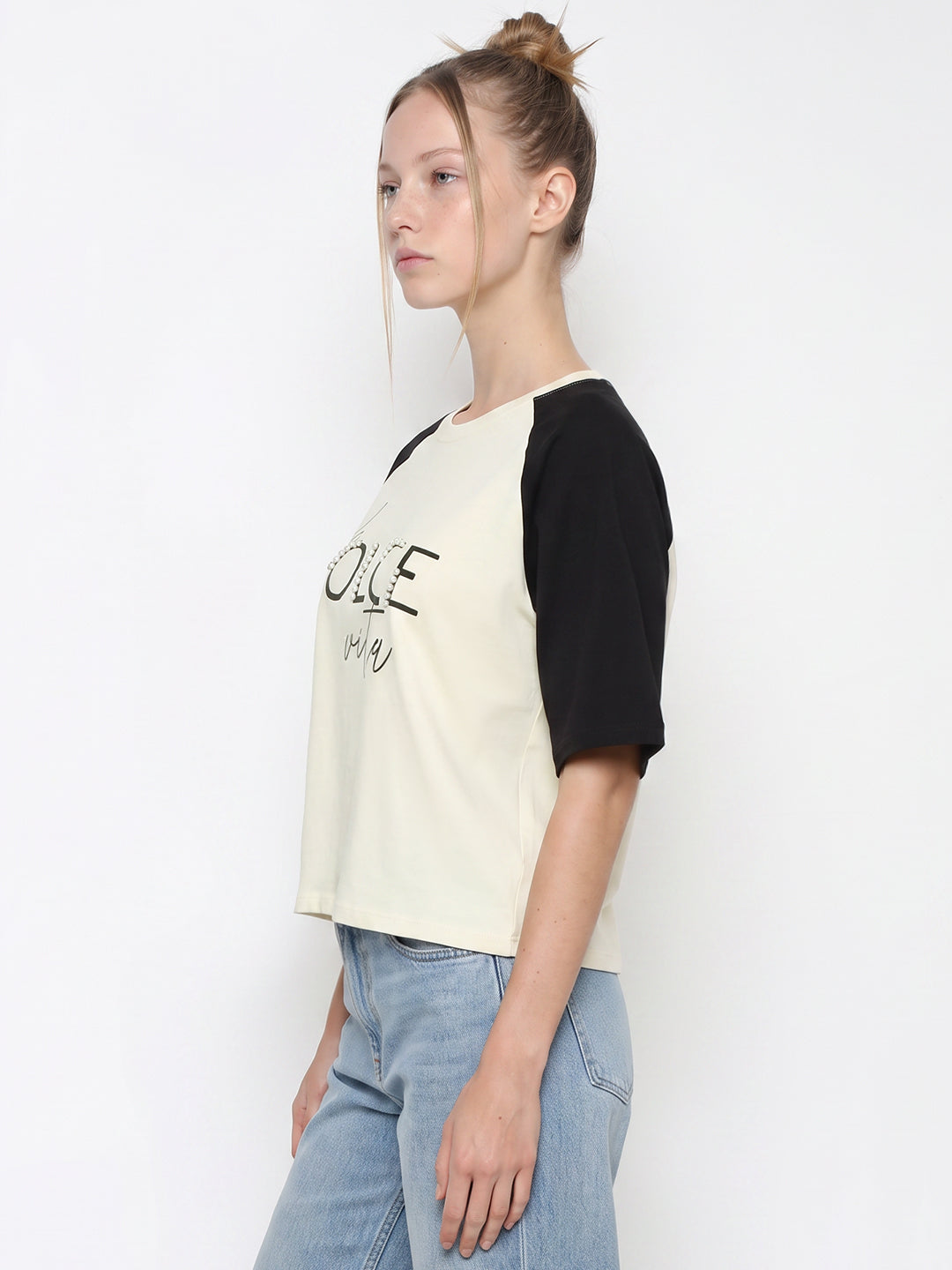 Ivory/Black Graphic Crop Tees