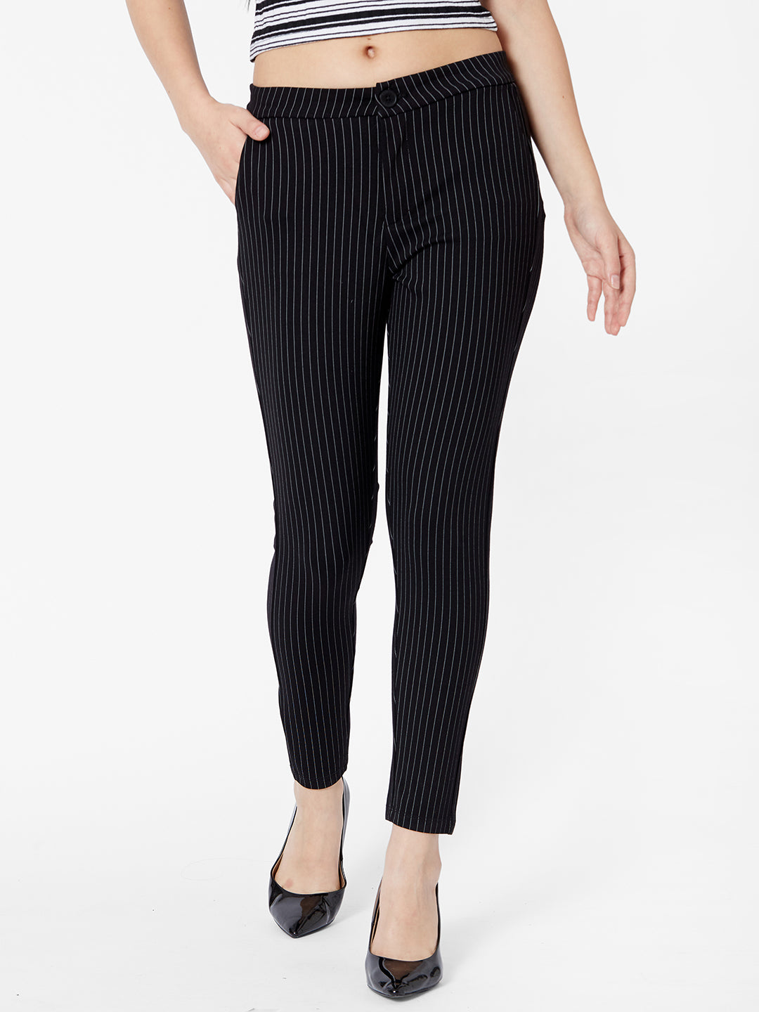 Women Black Slim Fit Treggings