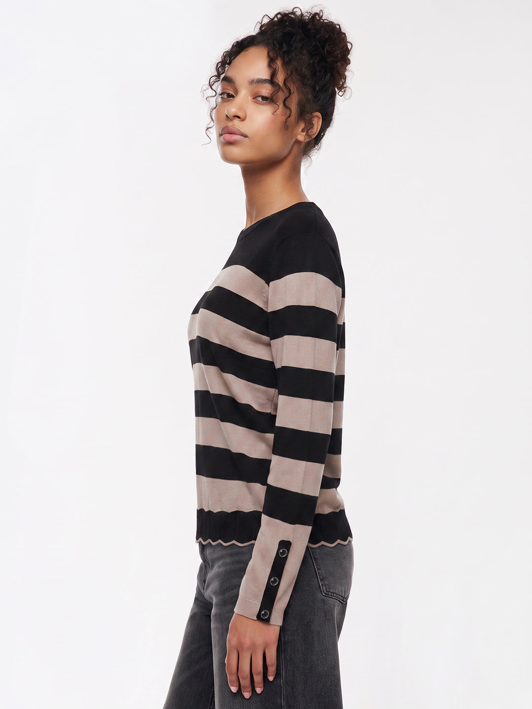 Black Summer Sand Flat Knit