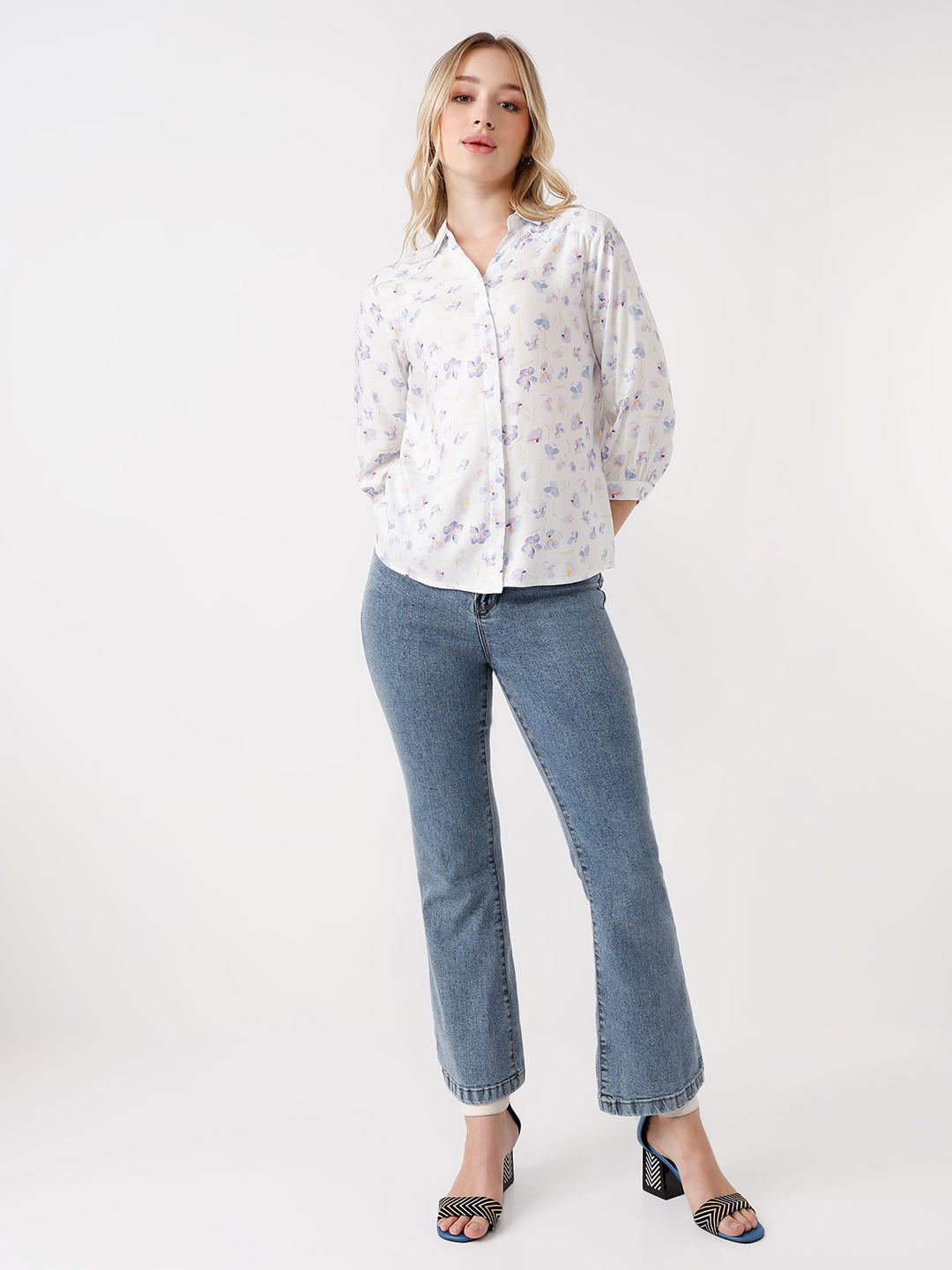 Women Light Blue High-Rise Flare Jeans