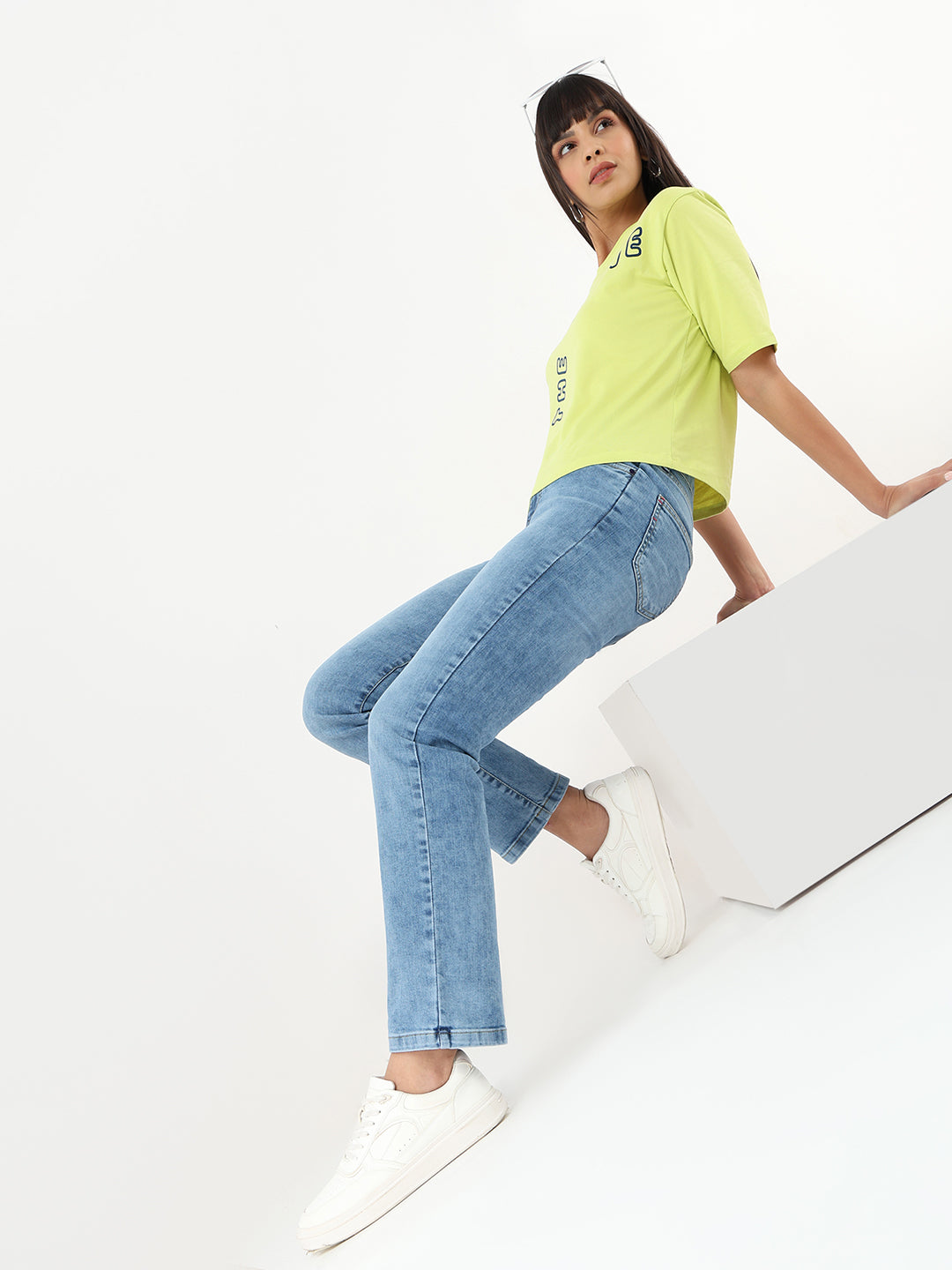 Women Blue High-Rise Slim Straight Jeans