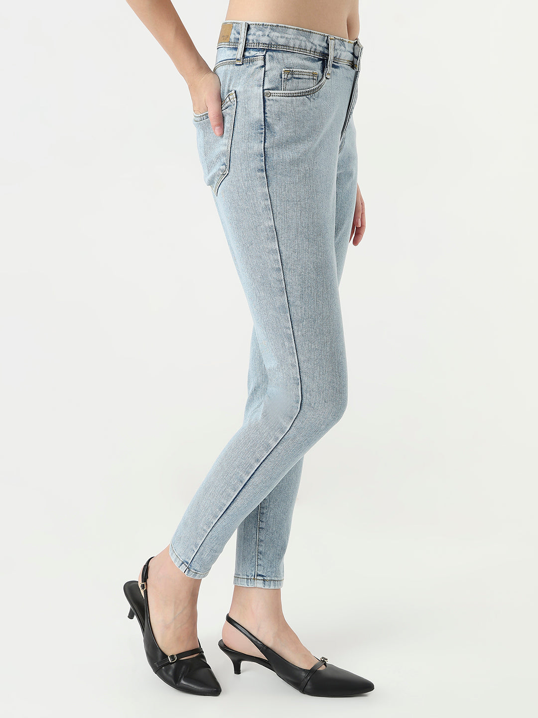 Women High-Rise Skinny Jeans