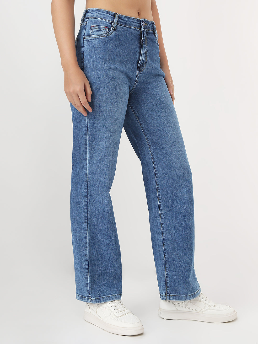 Women Medium Blue Straight Fit Jeans