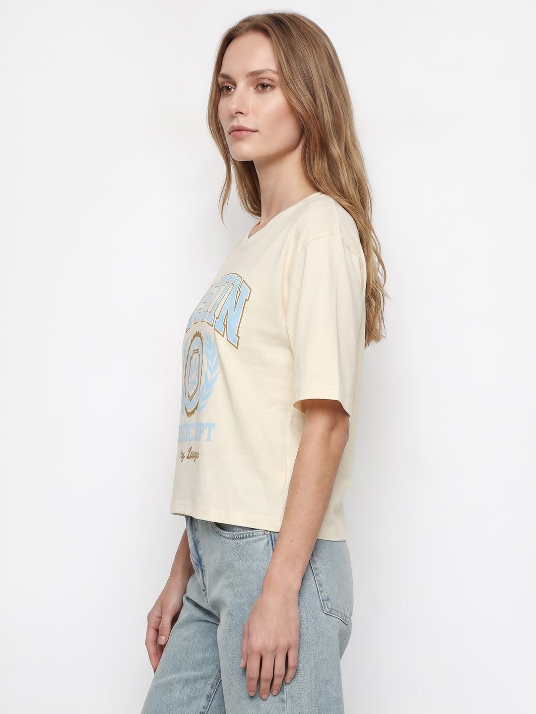 Women Ivory Graphic Crop Tees