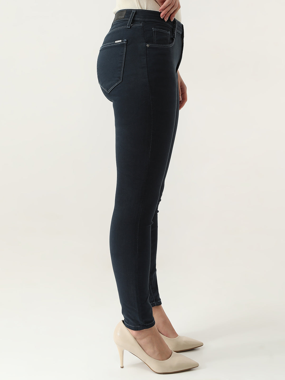 Women High-Rise Skinny Jeans