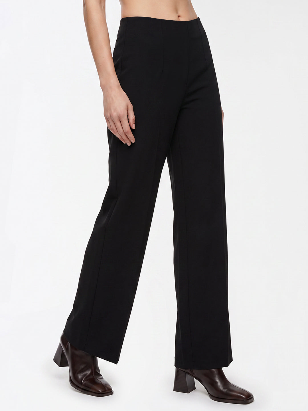 Women Black Wide Leg Treggings