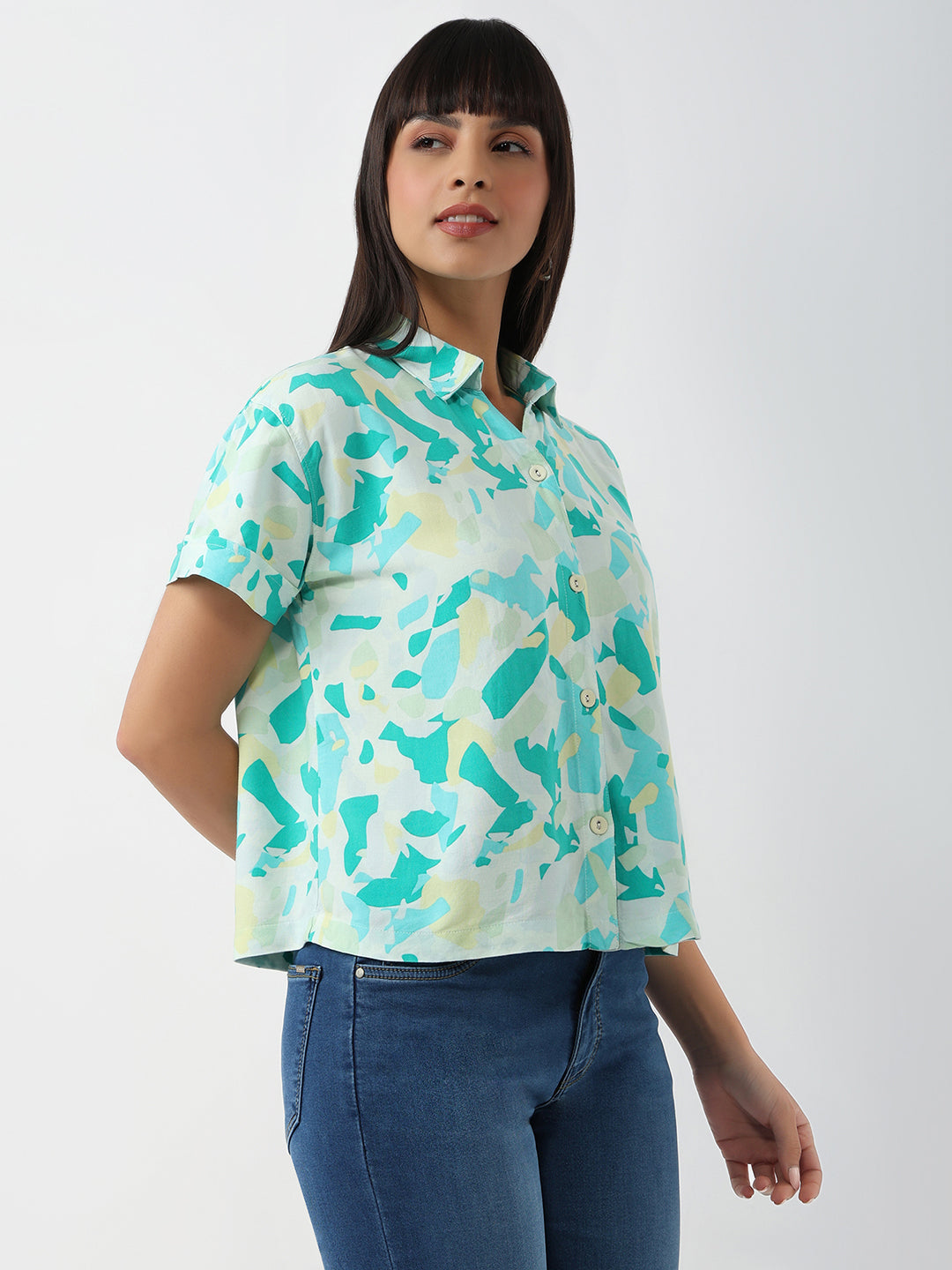 Women Marble Print Crop Shirt