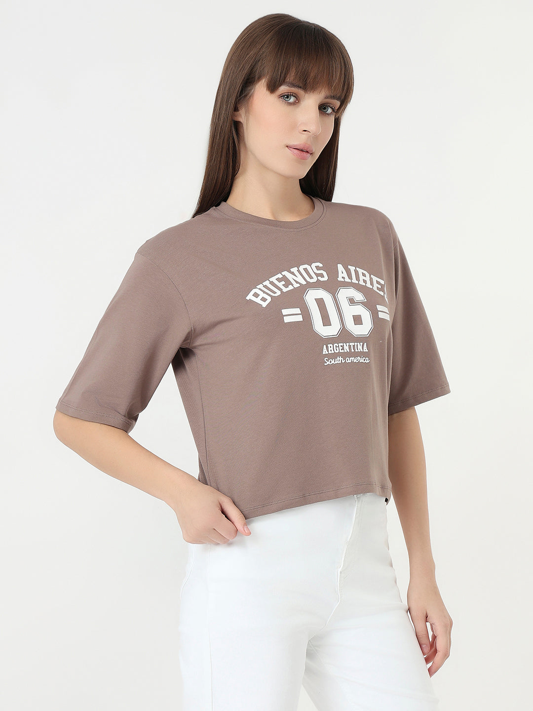 Women Oyster Graphic Crop Tees