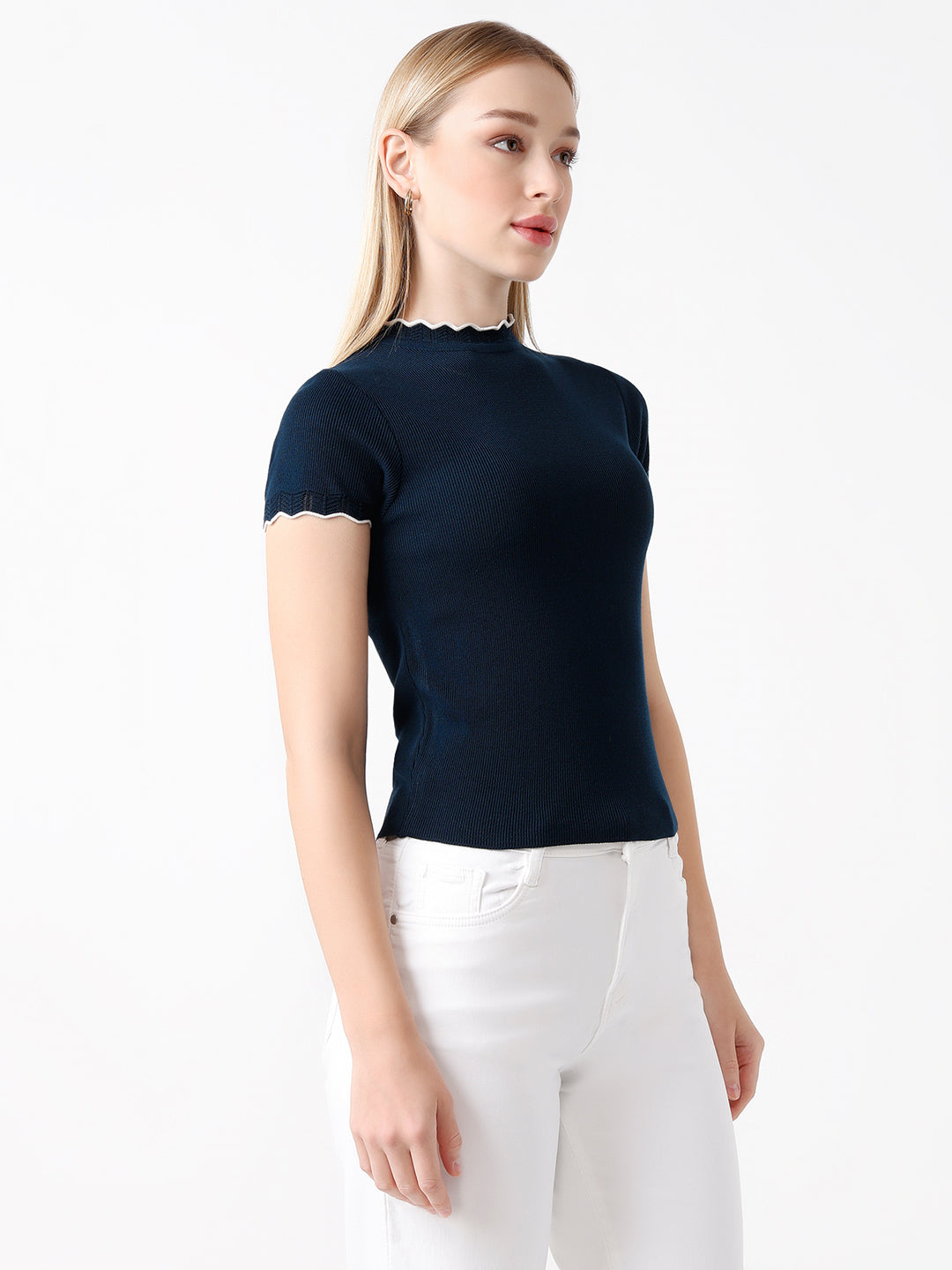 Women Slim Fit Flat Knit Top