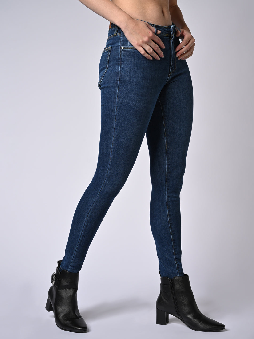 Women Dark Blue High-Rise Skinny Jeans