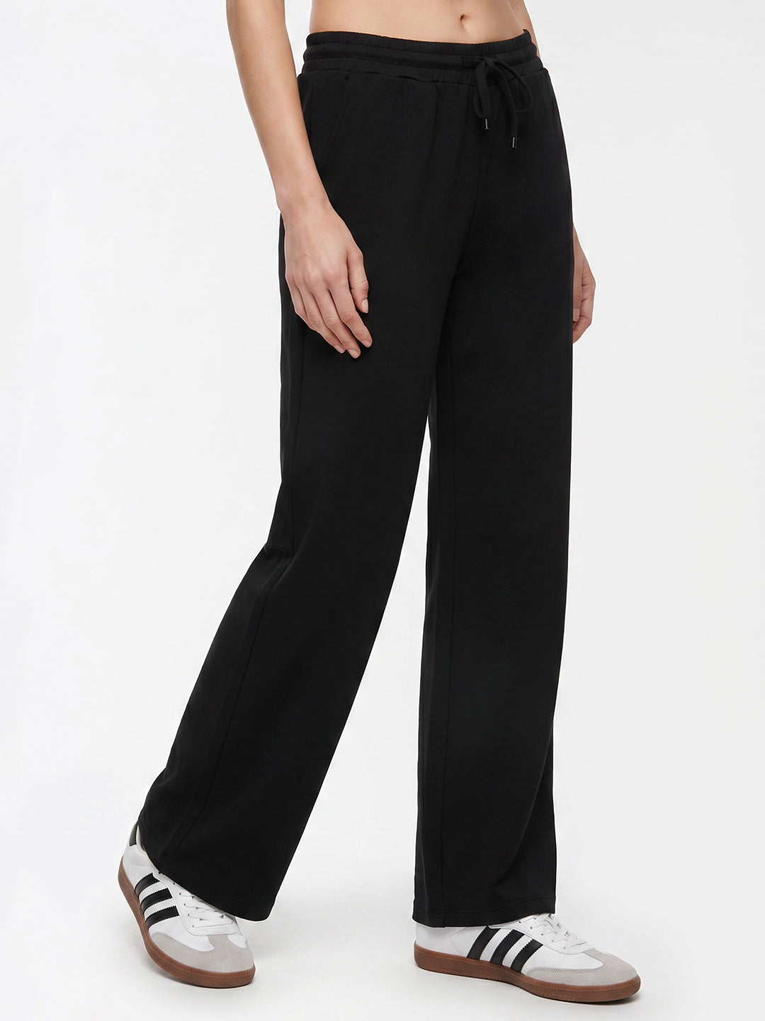 Women Black Mid-Rise Jogger