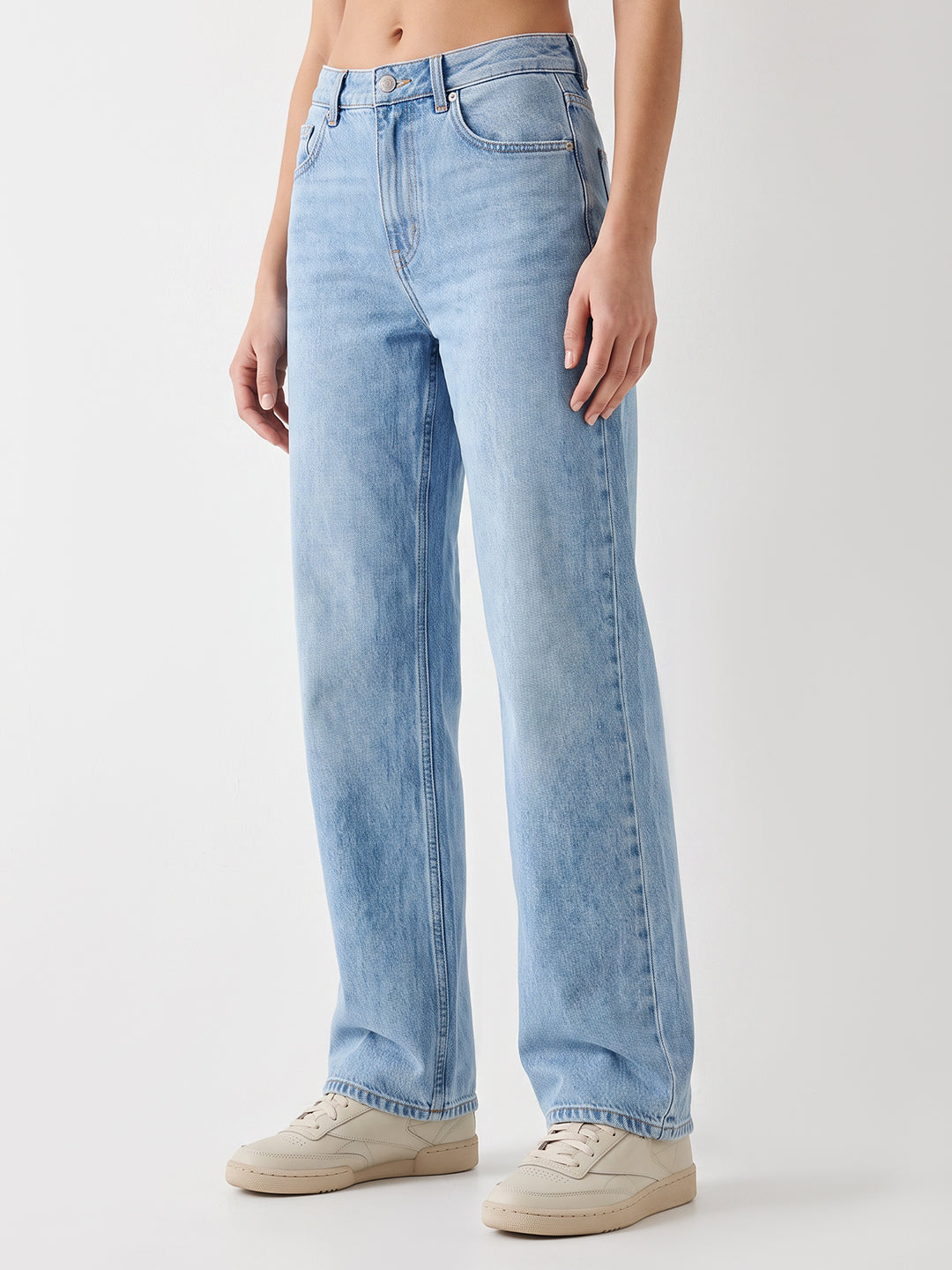 Women Light Blue High-Rise Straight Fit Jeans