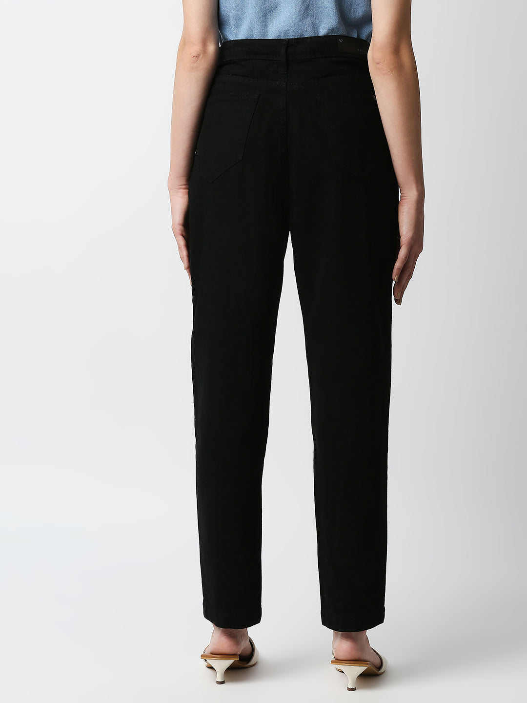 Women Black High-Rise Mom Fit Jeans