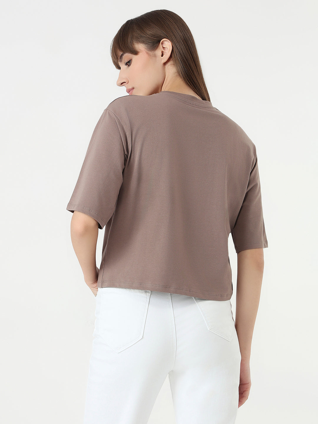 Women Oyster Graphic Crop Tees