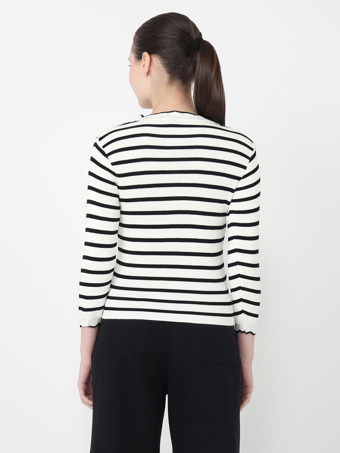 Women Black/White Slim Fit Flat Knit