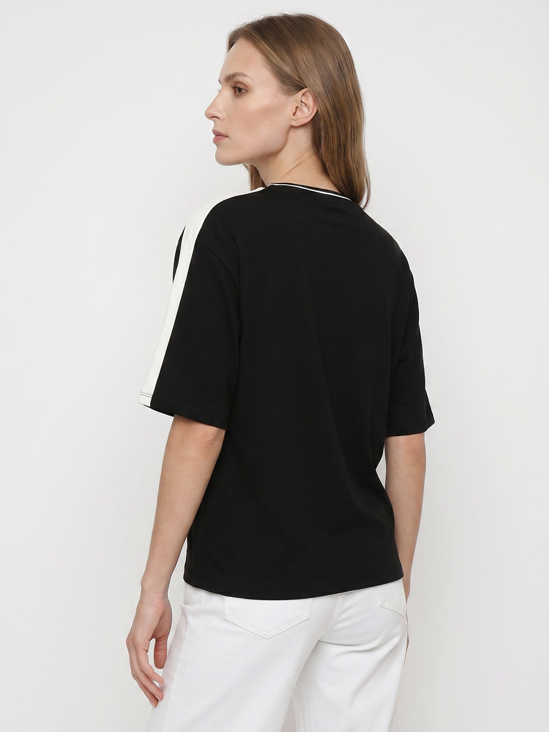 Women Black Graphic Crop Genz Tees