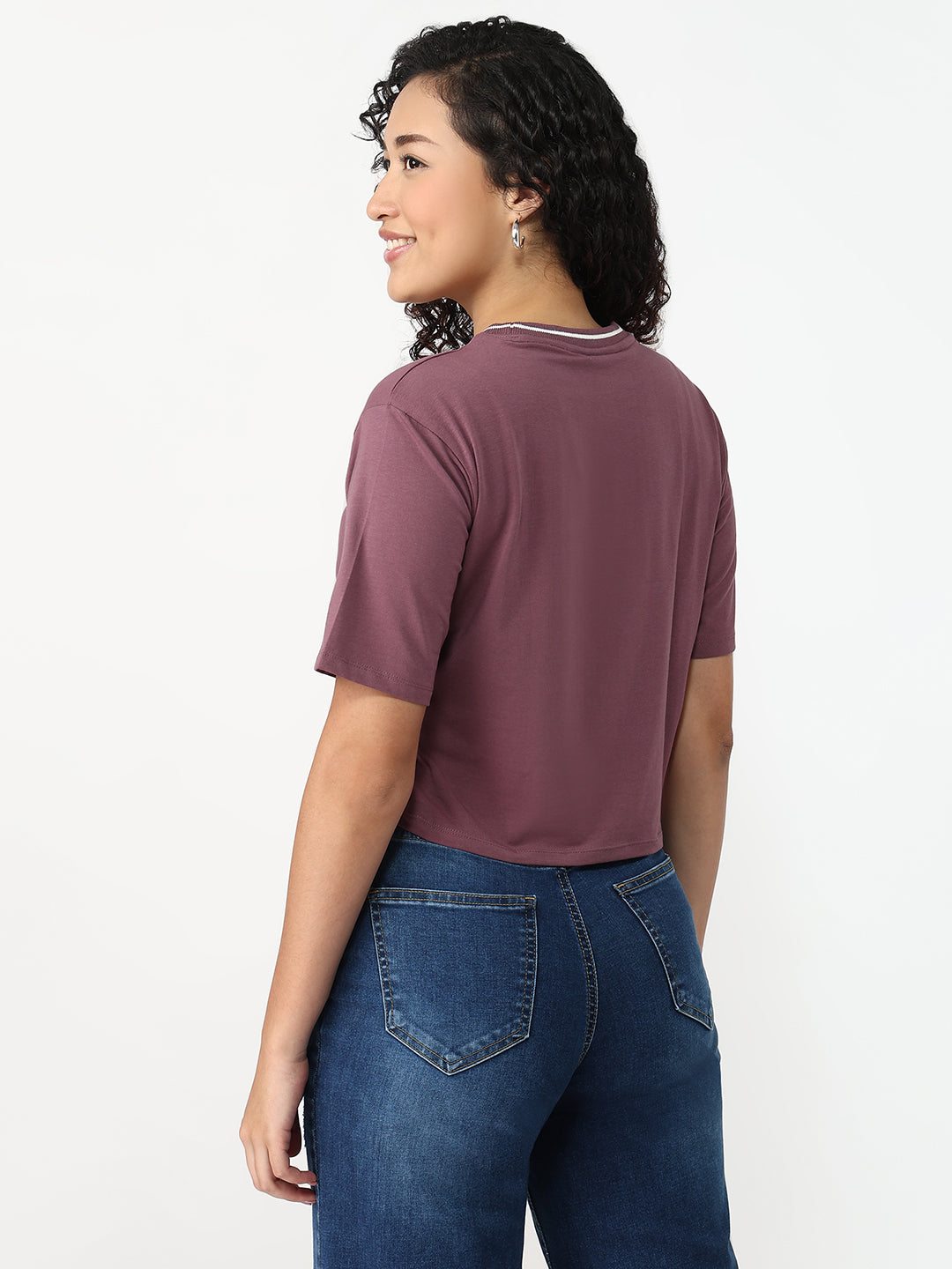 Women Mauve Slim Fit Graphic Crop T-Shirt