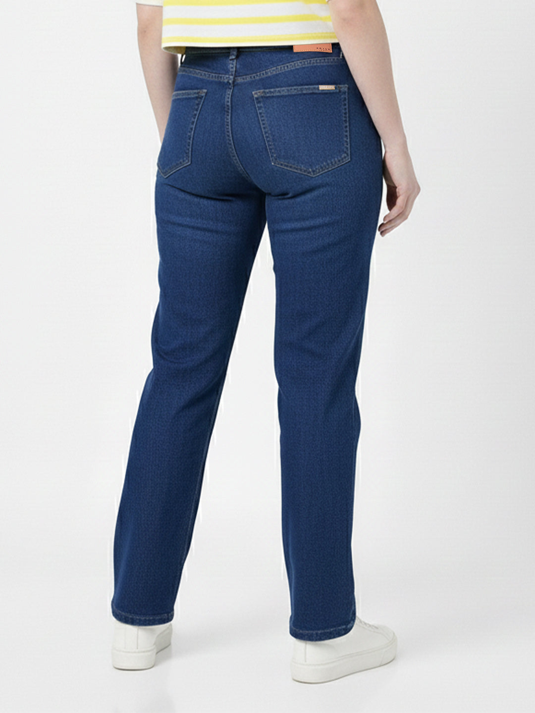 Women Light Blue Slim Straight Fit Jeans