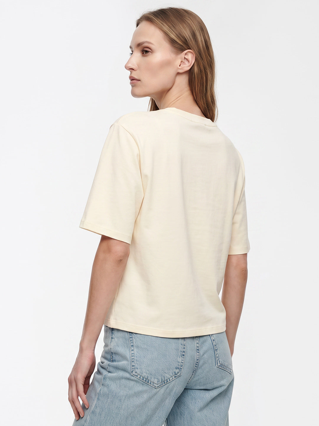 Women Ivory Graphic Crop Tees