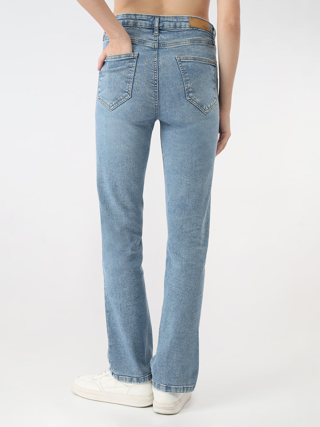 Women Light Blue High-Rise Slim Straight Fit Jeans