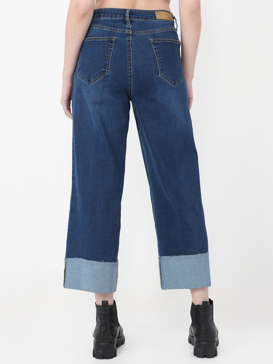 Women Blue Crop Straight Fit Jeans