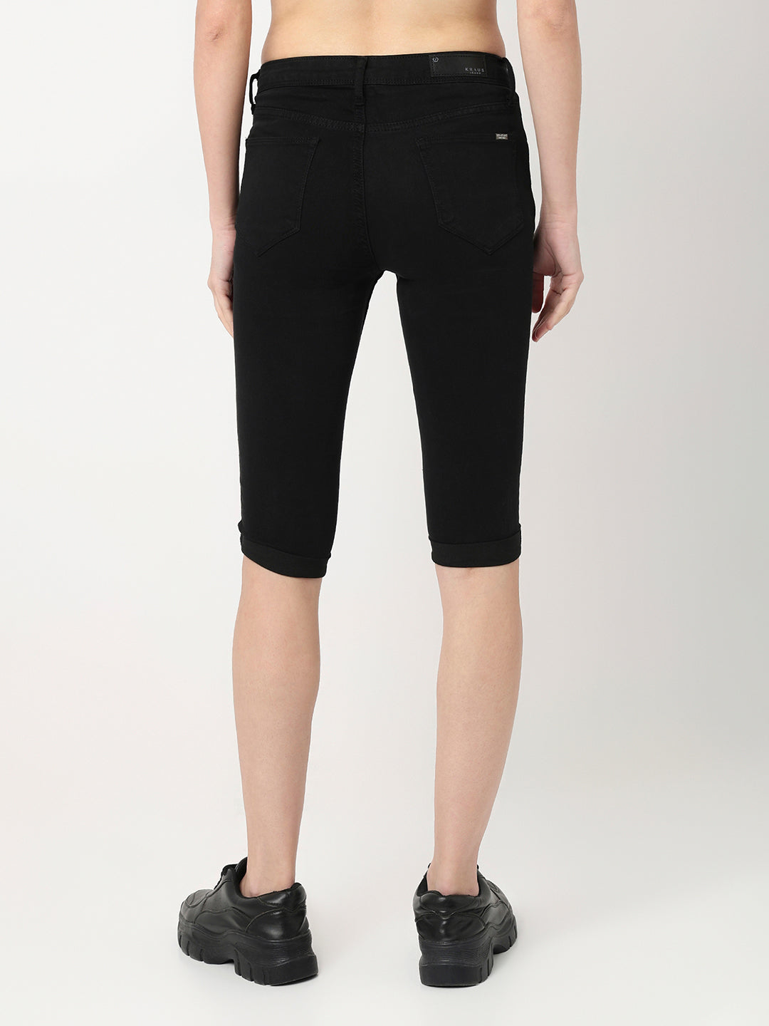 Women Black Mid-Rise Capri