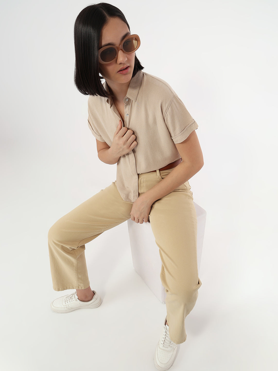 Women Oatmilk Crop Shirt