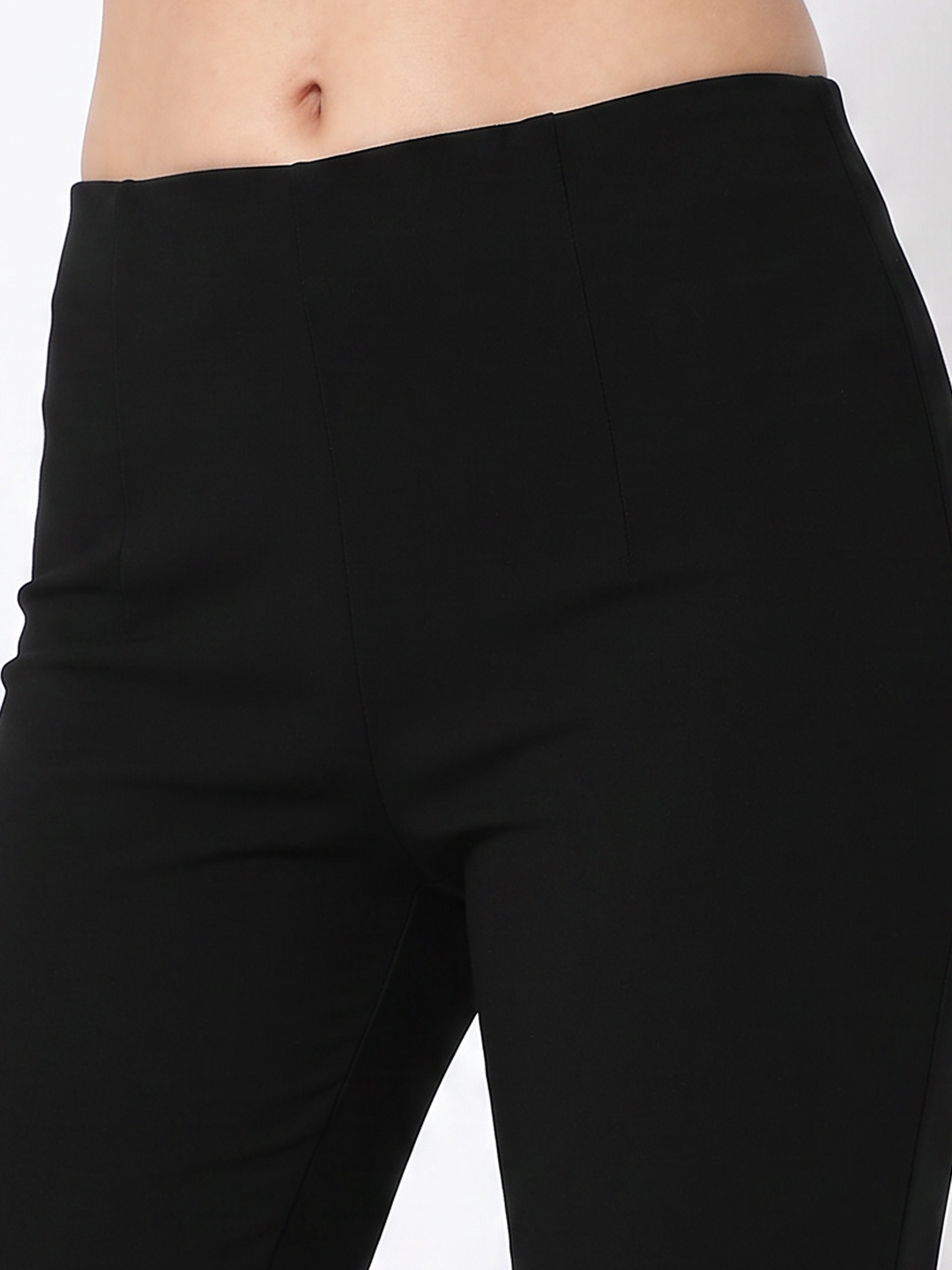 Women Black Flare Treggings
