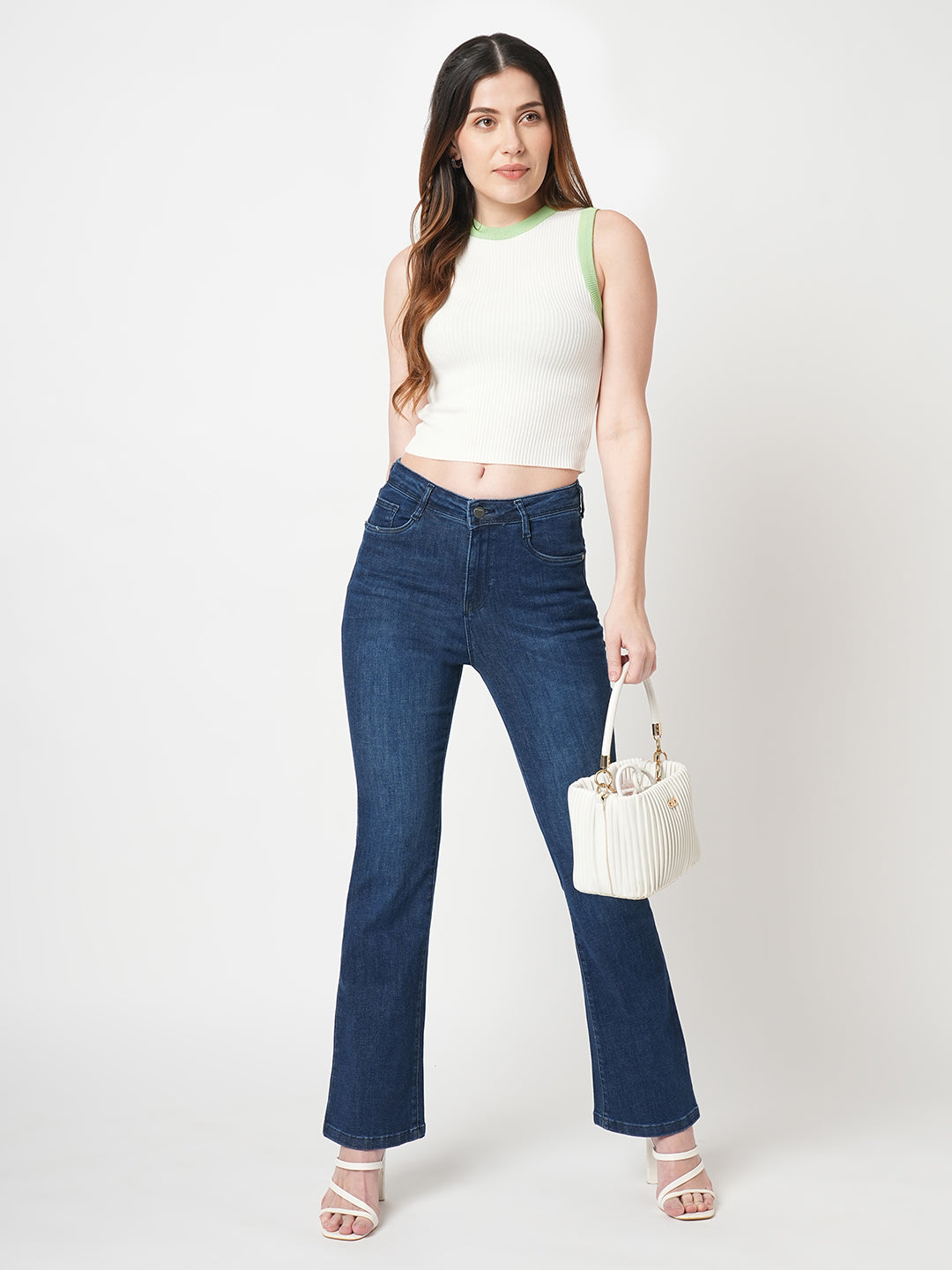 woman wearing flare jeans