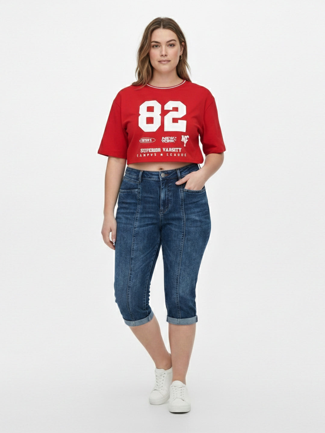 Women Mid-Rise Slim Fit Capri